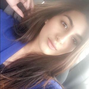 Meet your Posher, Faiza